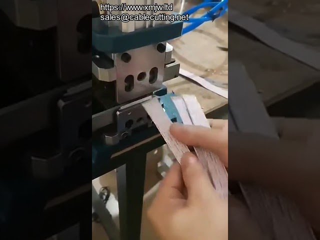 Wire Cable Inner Skin Stripping Machine Quite With High Efficiency For Usb Date Cable Production