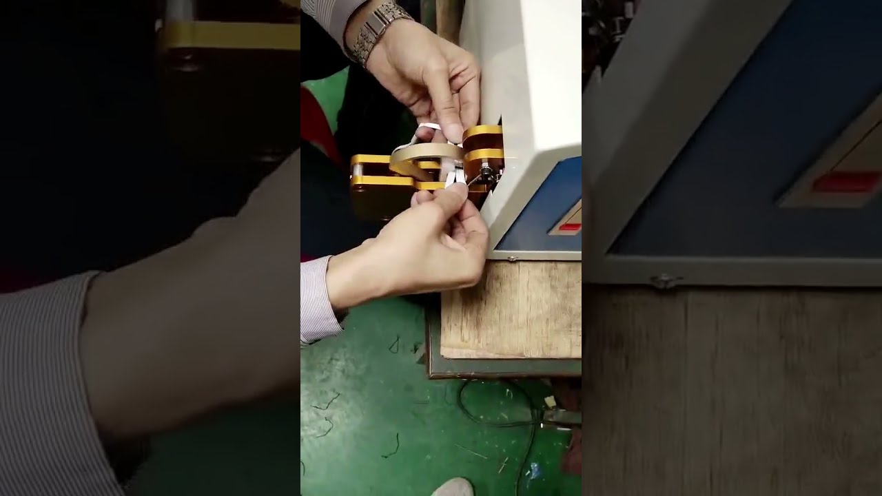 Praktisk video: Optræk- og bindemaskine i drift #maskine #kabeltrådafisoleringsmaskine #fabrik